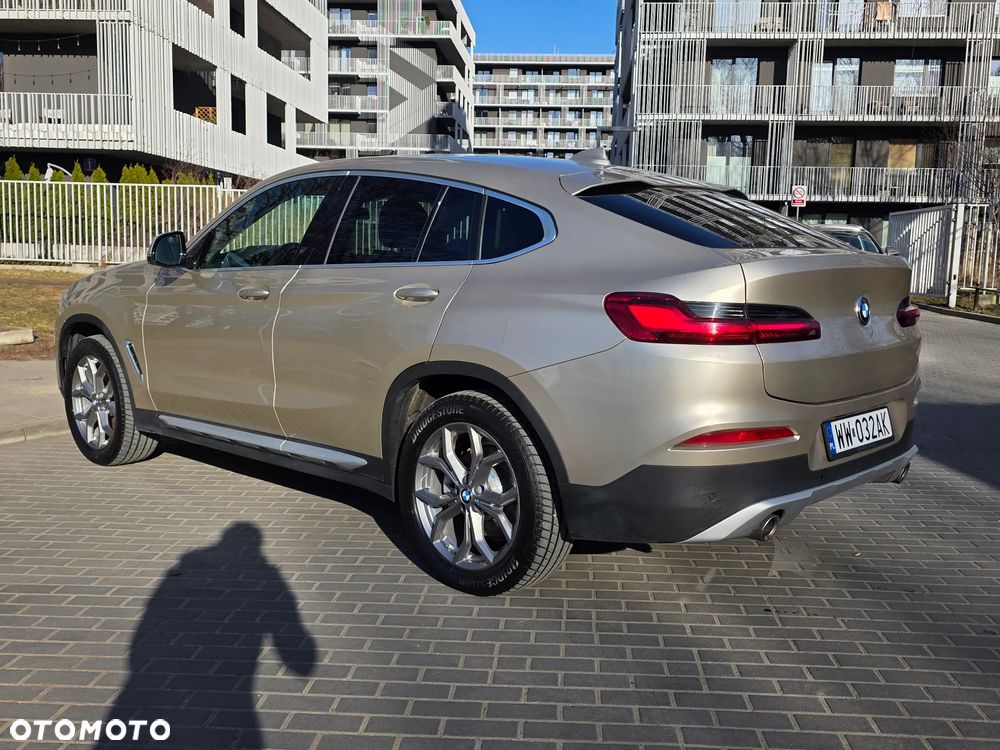 BMW X4 xDrive20i xLine sport - 28