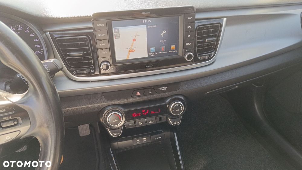 Kia Rio 1.2 L - 16