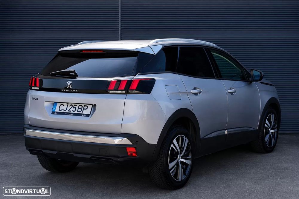 Peugeot 3008 1.6 BlueHDi Allure — fotografia 7