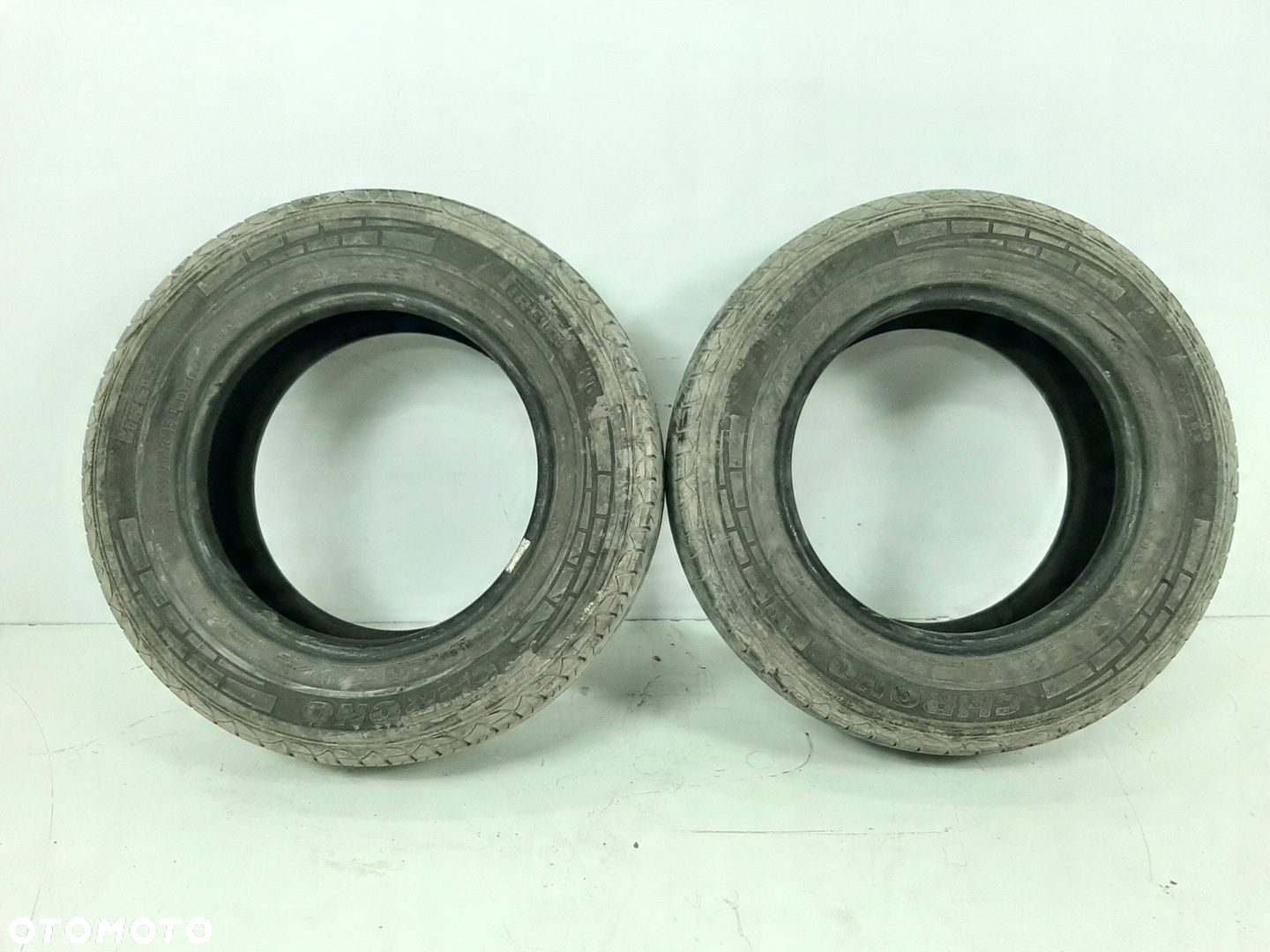 OPONY LETNIE PIRELLI CHRONO 205/70R15C 106/104R DOT 2009 BIEZNIK 8MM - 2