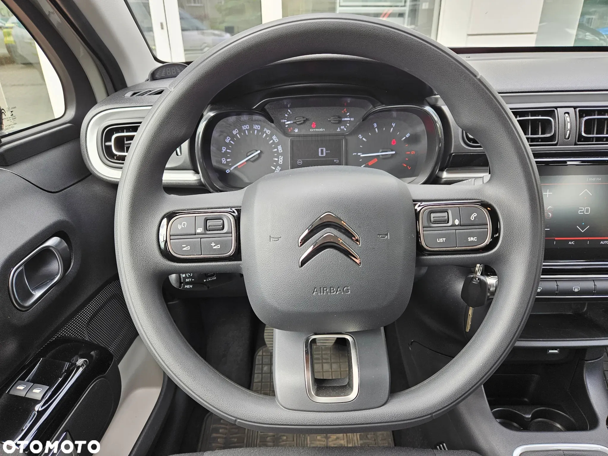 Citroën C3 1.2 PureTech Shine S&S - 17
