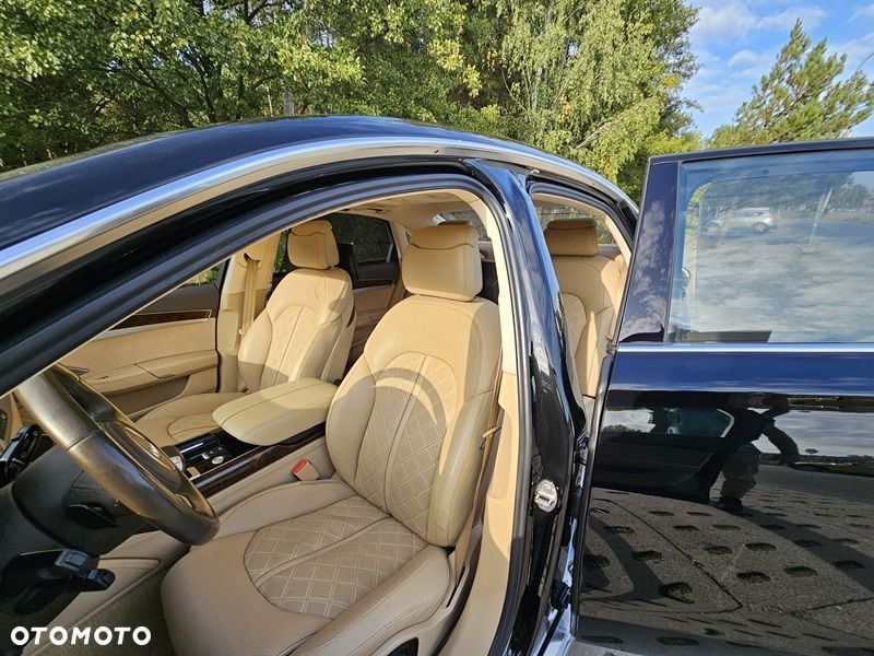 Audi A8 4.2 TDI DPF (clean diesel) quattro tiptronic Lang - 15