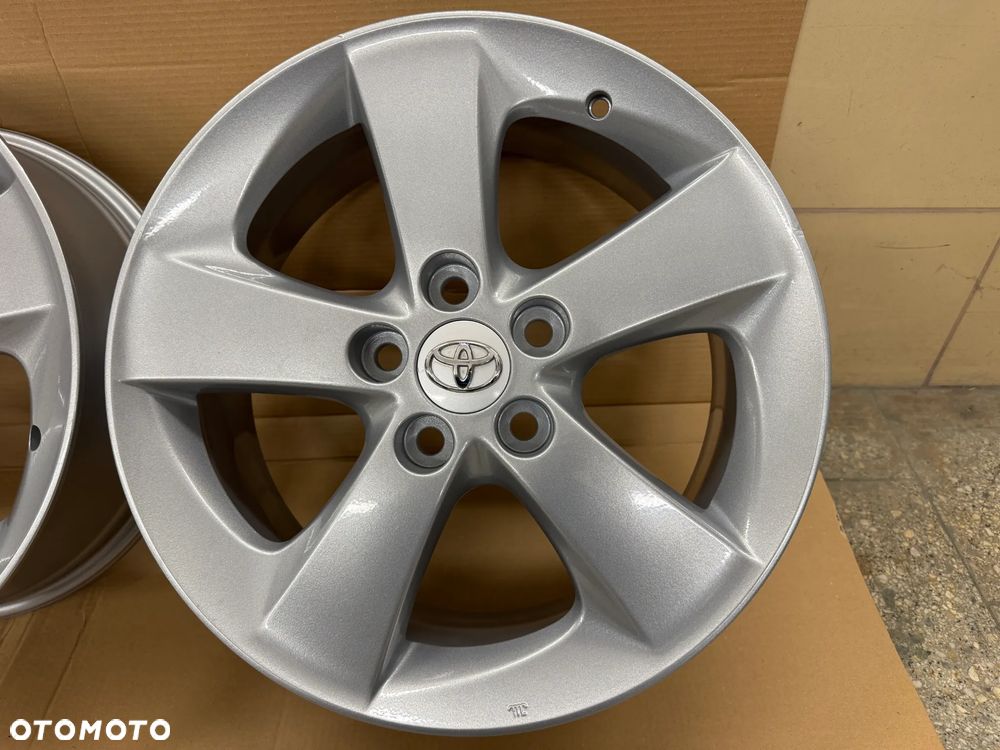Toyota 17 x 7J ET50 - 7