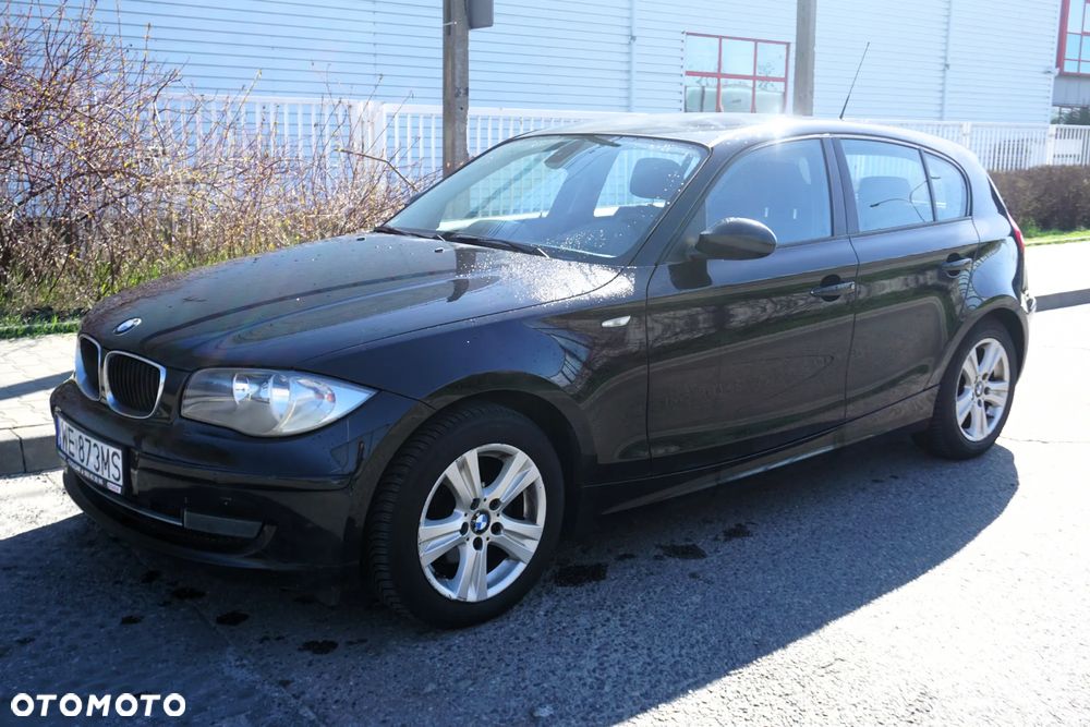 BMW Seria 1 118d DPF - 15