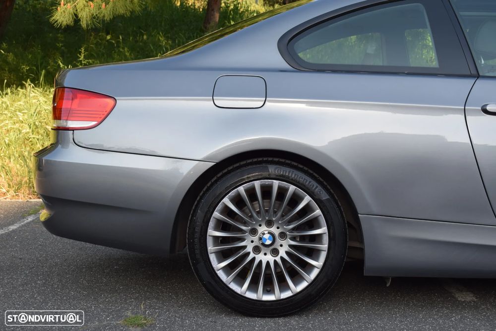 BMW 320 d Coupe Auto - 42