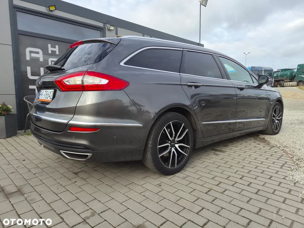 Ford Mondeo 2.0 TDCi STart-Stopp Vignale - 12