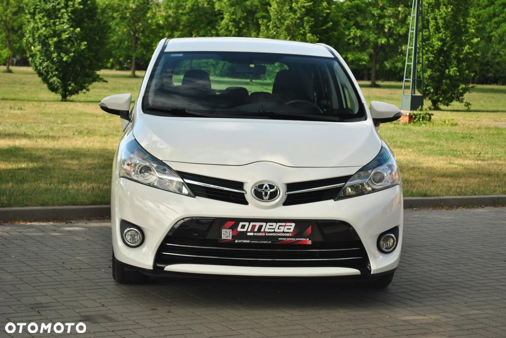 Toyota Verso - 7