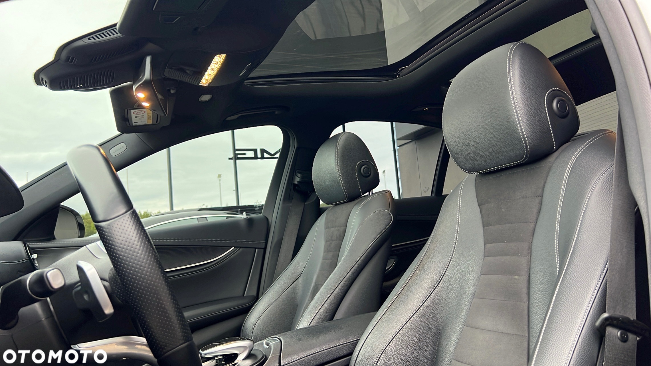 Mercedes-Benz Klasa E 220 d 4-Matic 9G-TRONIC - 13