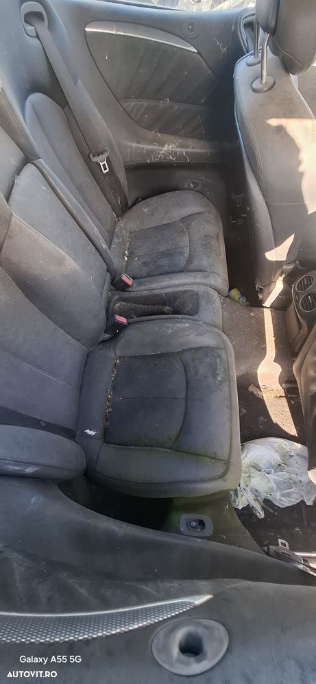 Dezmembrez Mercedes Benz CLK240 W209 C209 - 3