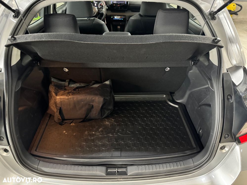 Toyota Yaris 1.5 VVT-i HSD Exclusive Style - 18