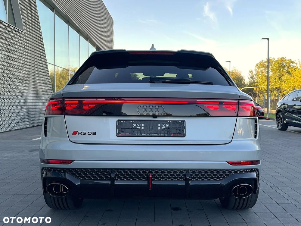 Audi RS Q8 - 22