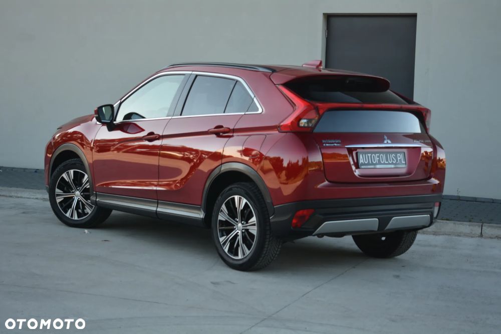 Mitsubishi Eclipse Cross - 11