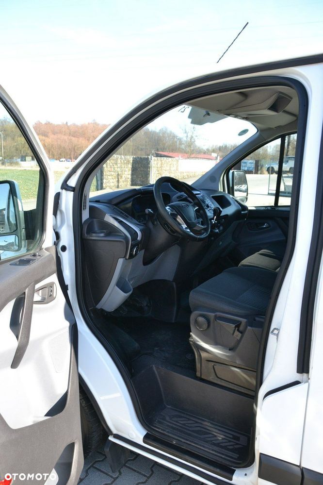 Ford Transit Custom - 14