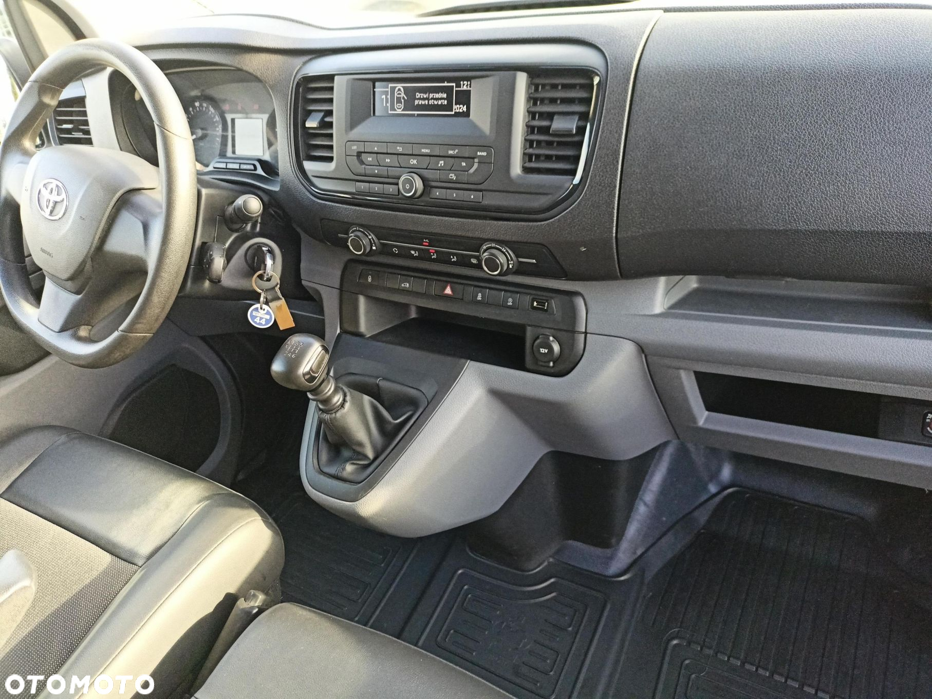 Toyota PROACE - 10