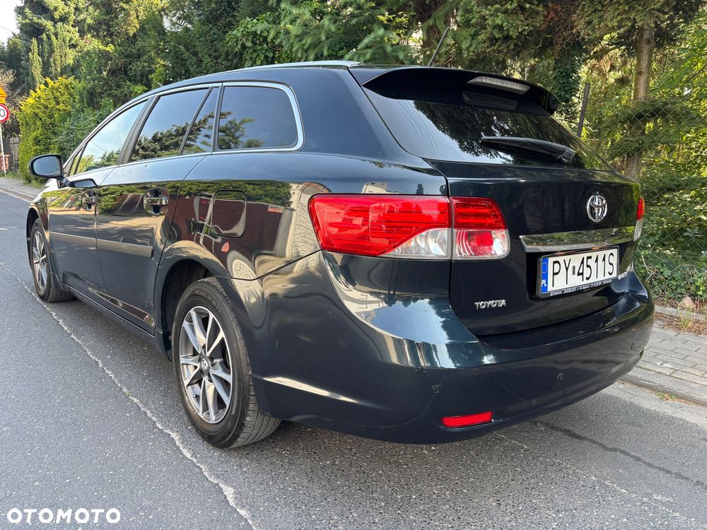 Toyota Avensis 2.0 D-4D Comfort - 5