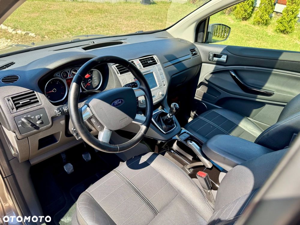 Ford Kuga 2.0 TDCi Individual - 4