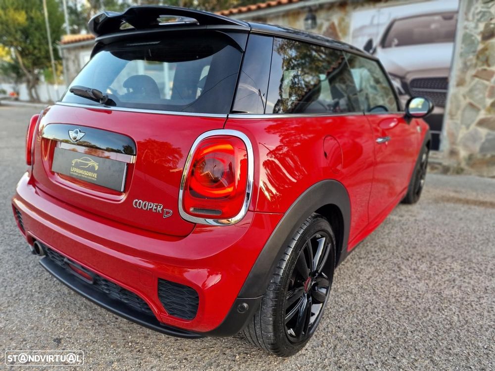 MINI 3 Portas Cooper D - 19