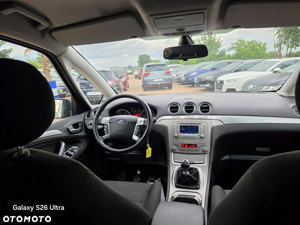 Ford S-Max - 34