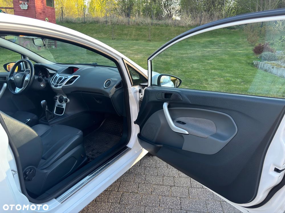 Ford Fiesta 1.6 Sport - 14