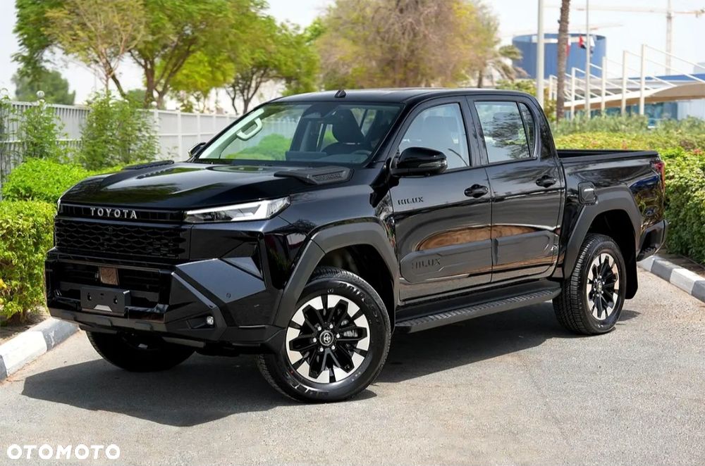 Toyota Hilux 2.8 D-4D Double Cab GR Sport II 4x4 - 1
