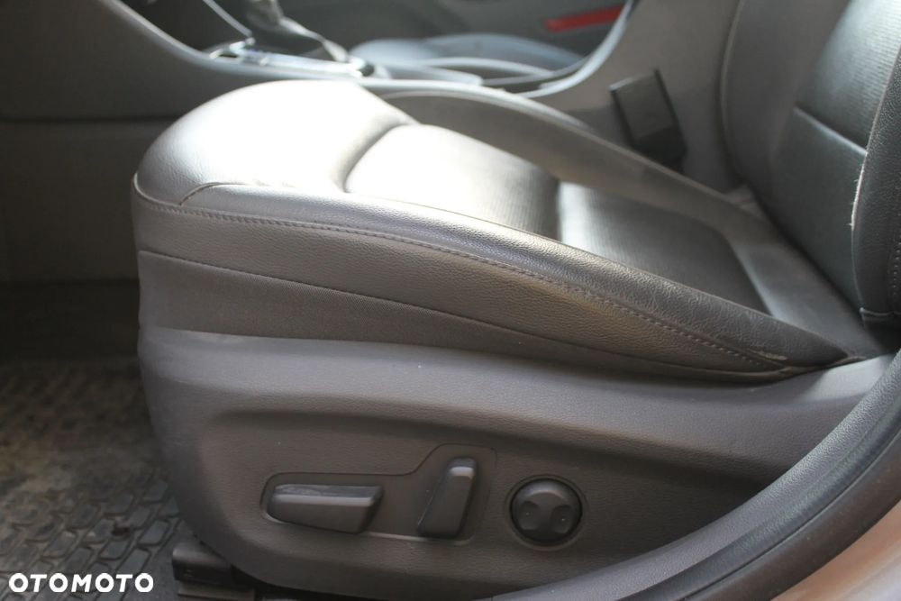 Hyundai IONIQ - 22