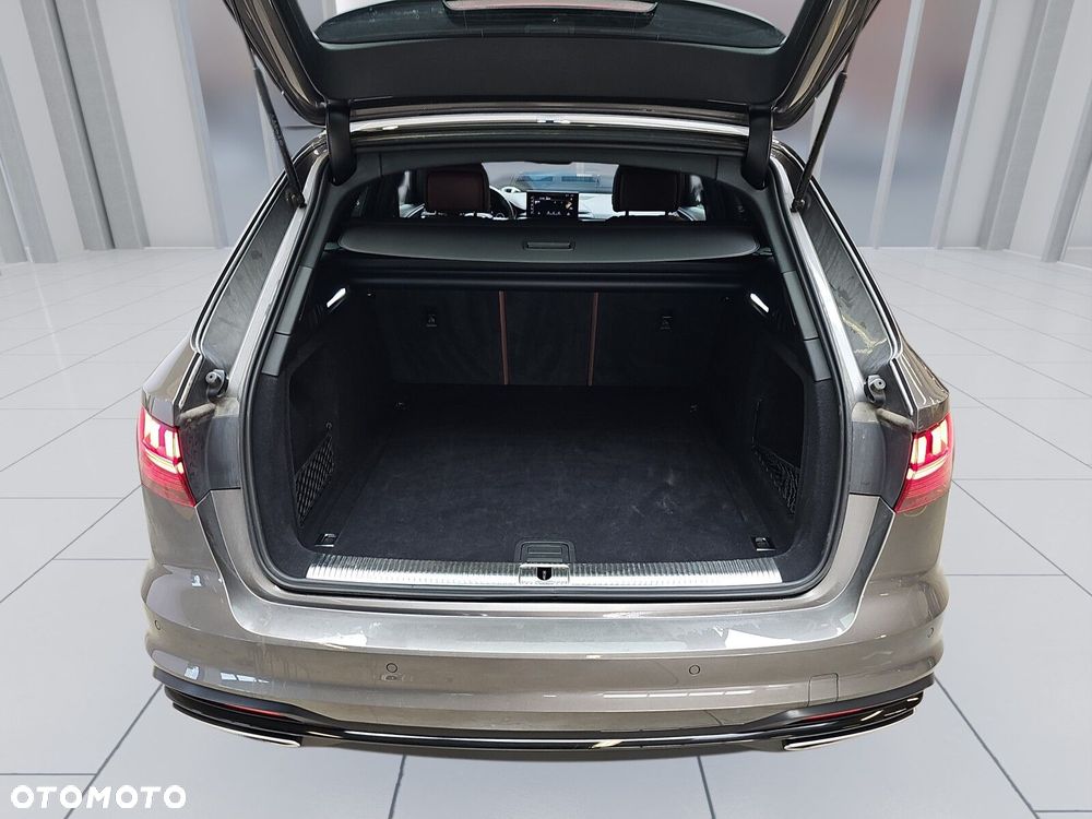 Audi A4 Avant 35 TDI mHEV Advanced S tronic - 14