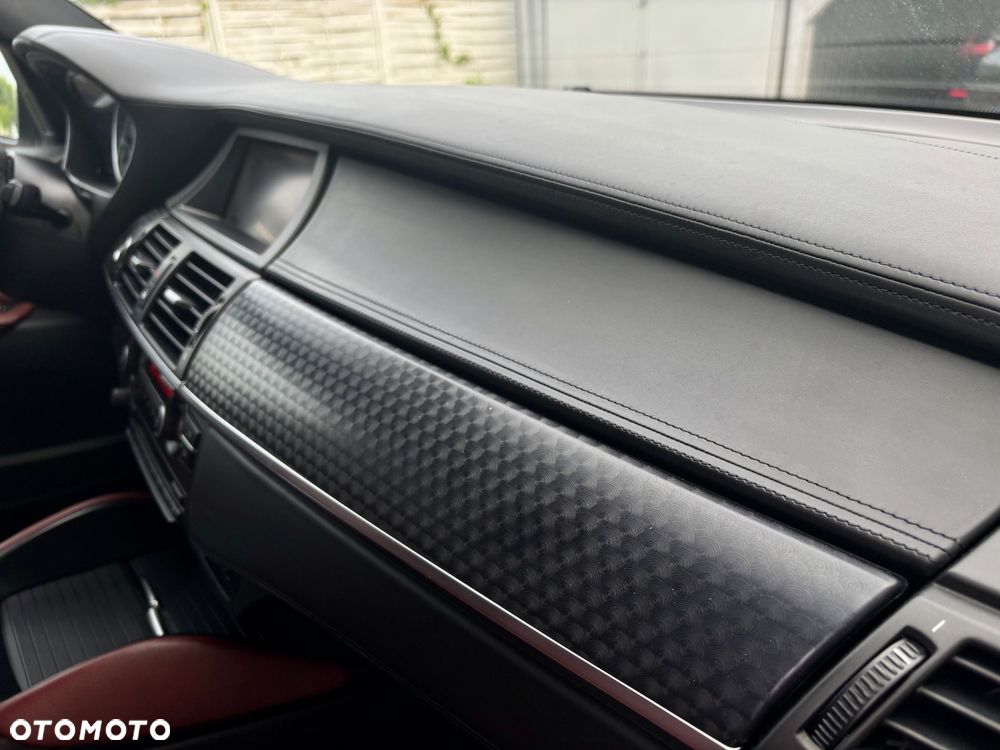 BMW X6 - 26