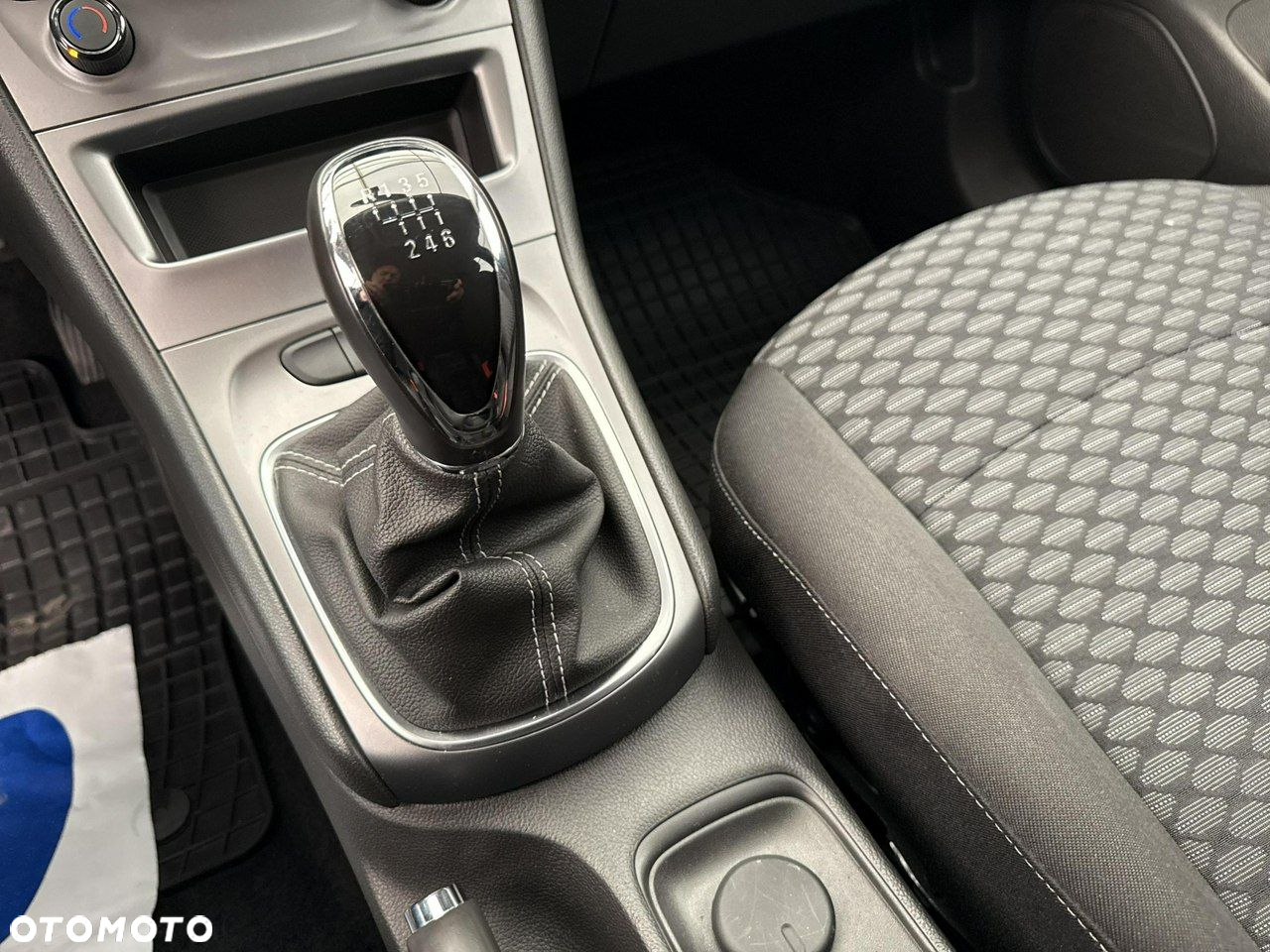 Opel Astra - 16