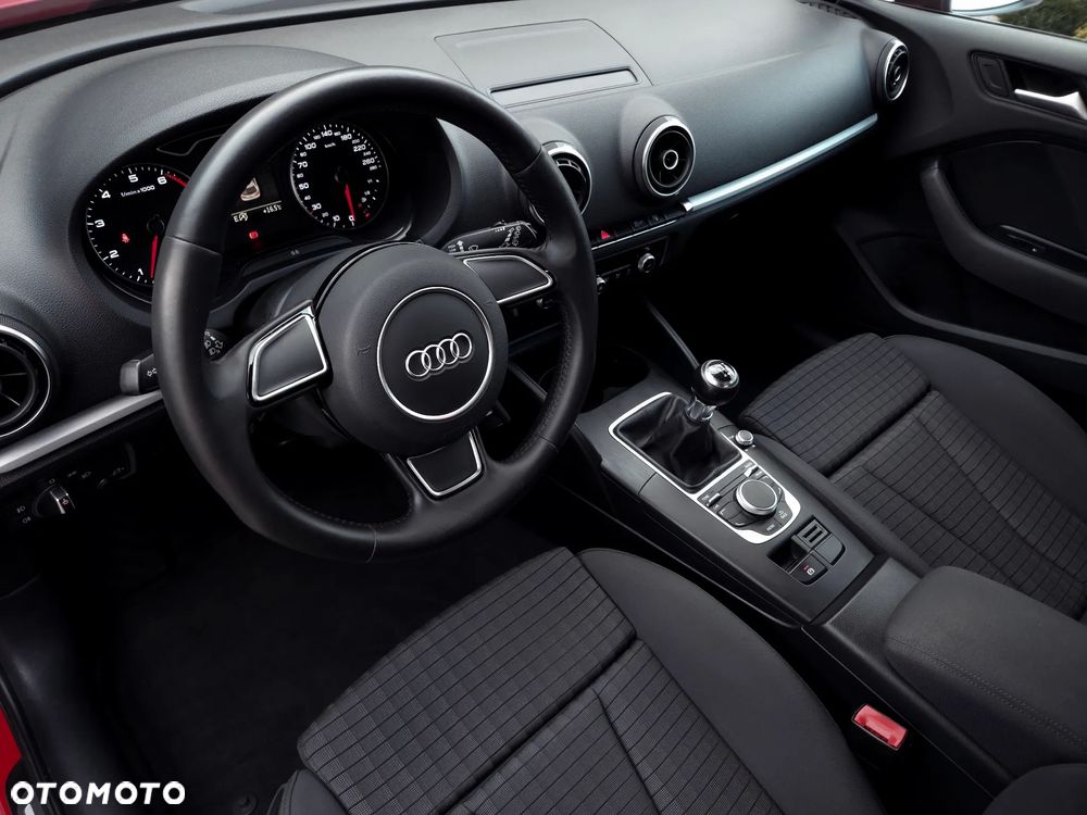 Audi A3 Sportback 1.4 TFSI cylinder on demand ultra S line Sportpaket - 13