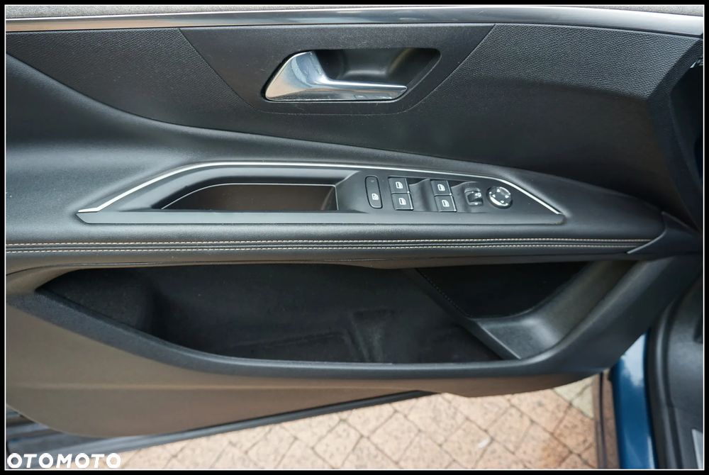 Peugeot 3008 225 e-EAT8 GT Pack - 17