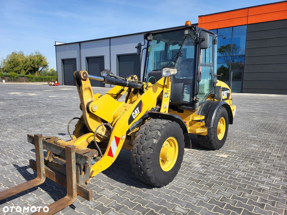 Caterpillar 907H2 / z Niemiec /