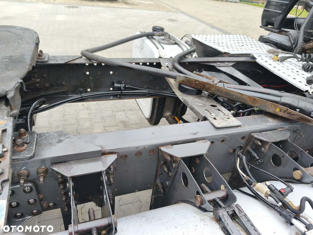 Volvo FH12 420 Standard Automat 2013 rok nowe opony - 21