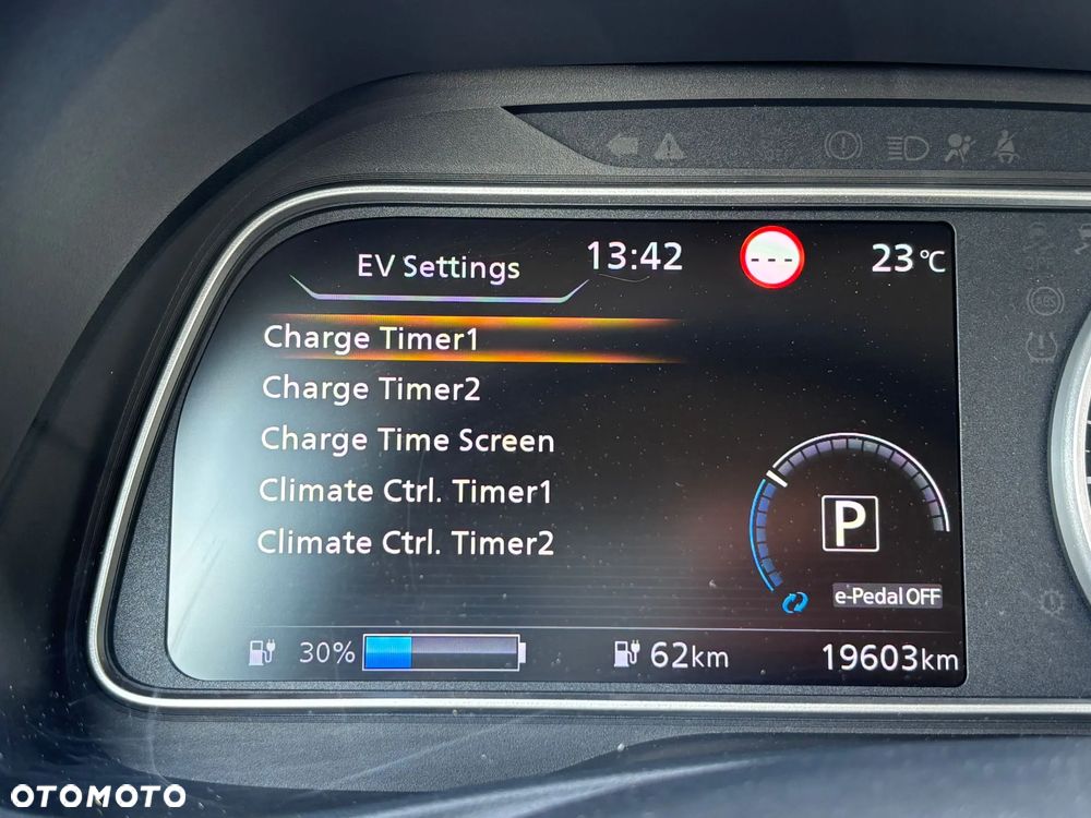 Nissan Leaf 40kWh Acenta (6.6 kW) - 32