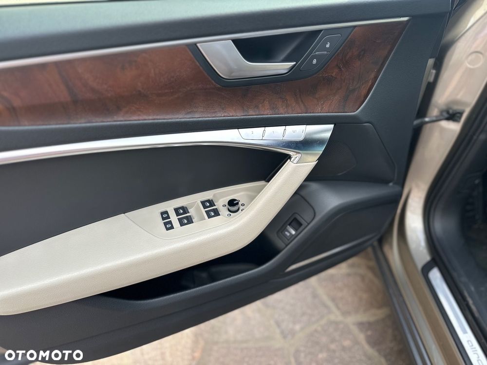 Audi A6 Allroad - 11