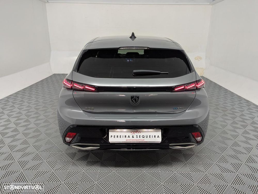 Peugeot 308 1.6 Hybrid GT e-EAT8 - 31