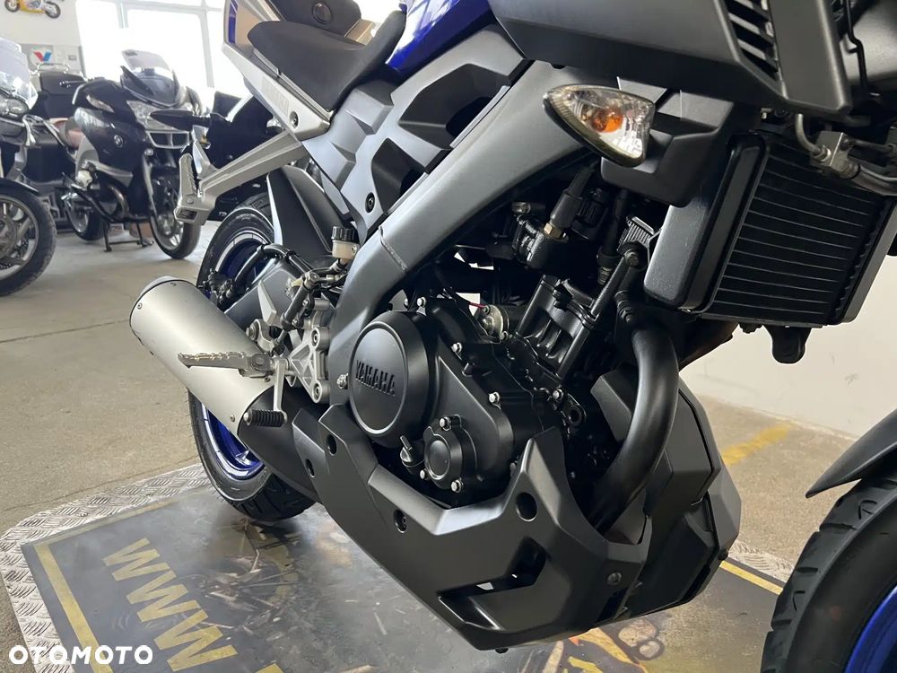Yamaha MT - 12
