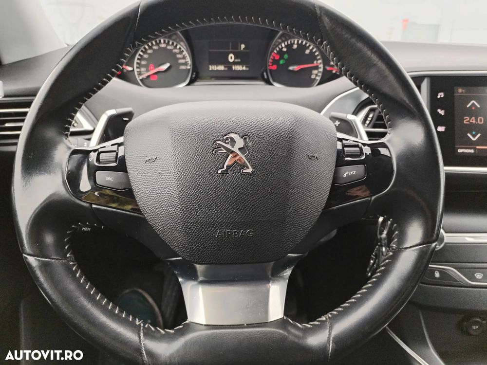 Peugeot 308 1.5 BlueHDi FAP STT EAT8 Active - 12