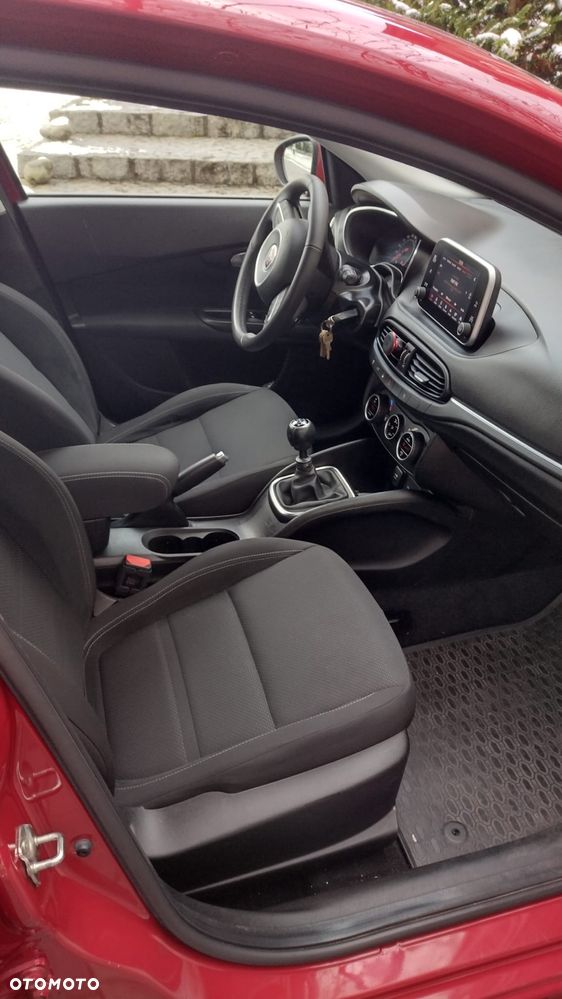 Fiat Tipo 1.4 16v Lounge EU6d - 22