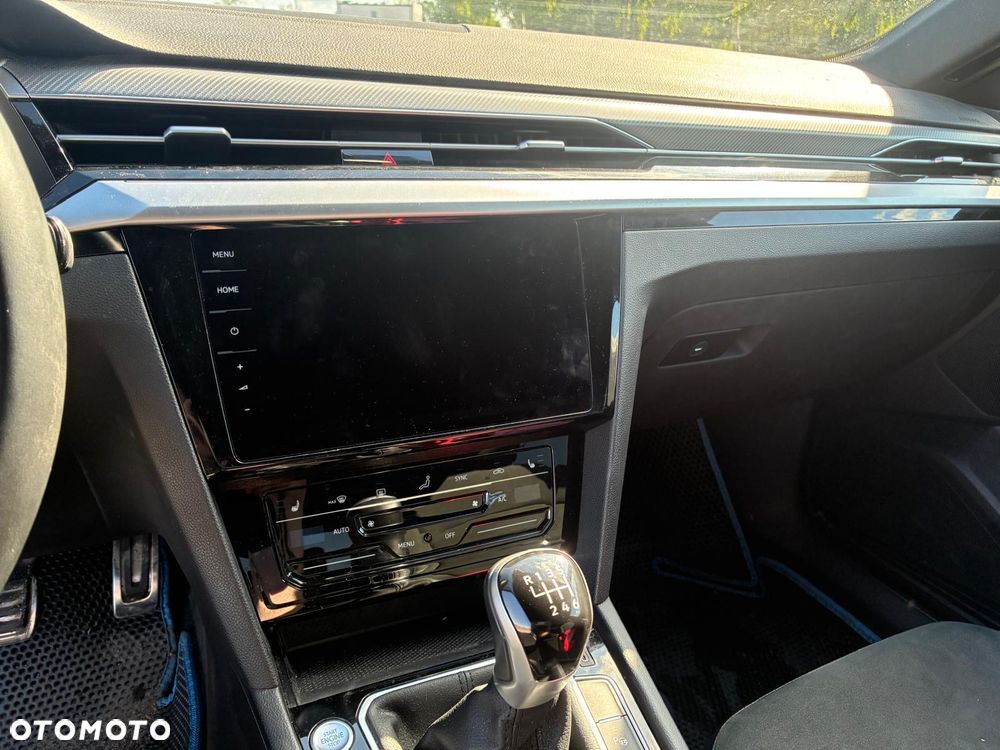 Volkswagen Arteon 2.0 TDI SCR R-Line - 25