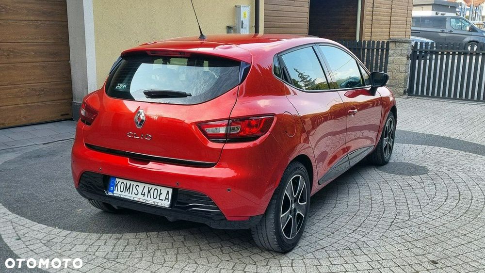 Renault Clio - 6