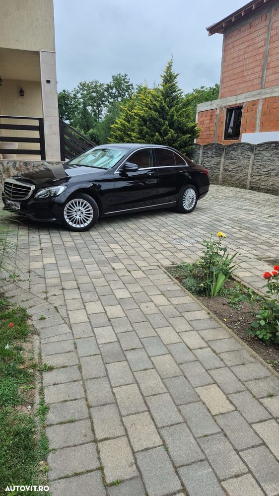 Mercedes-Benz C 180 Exclusive - 1