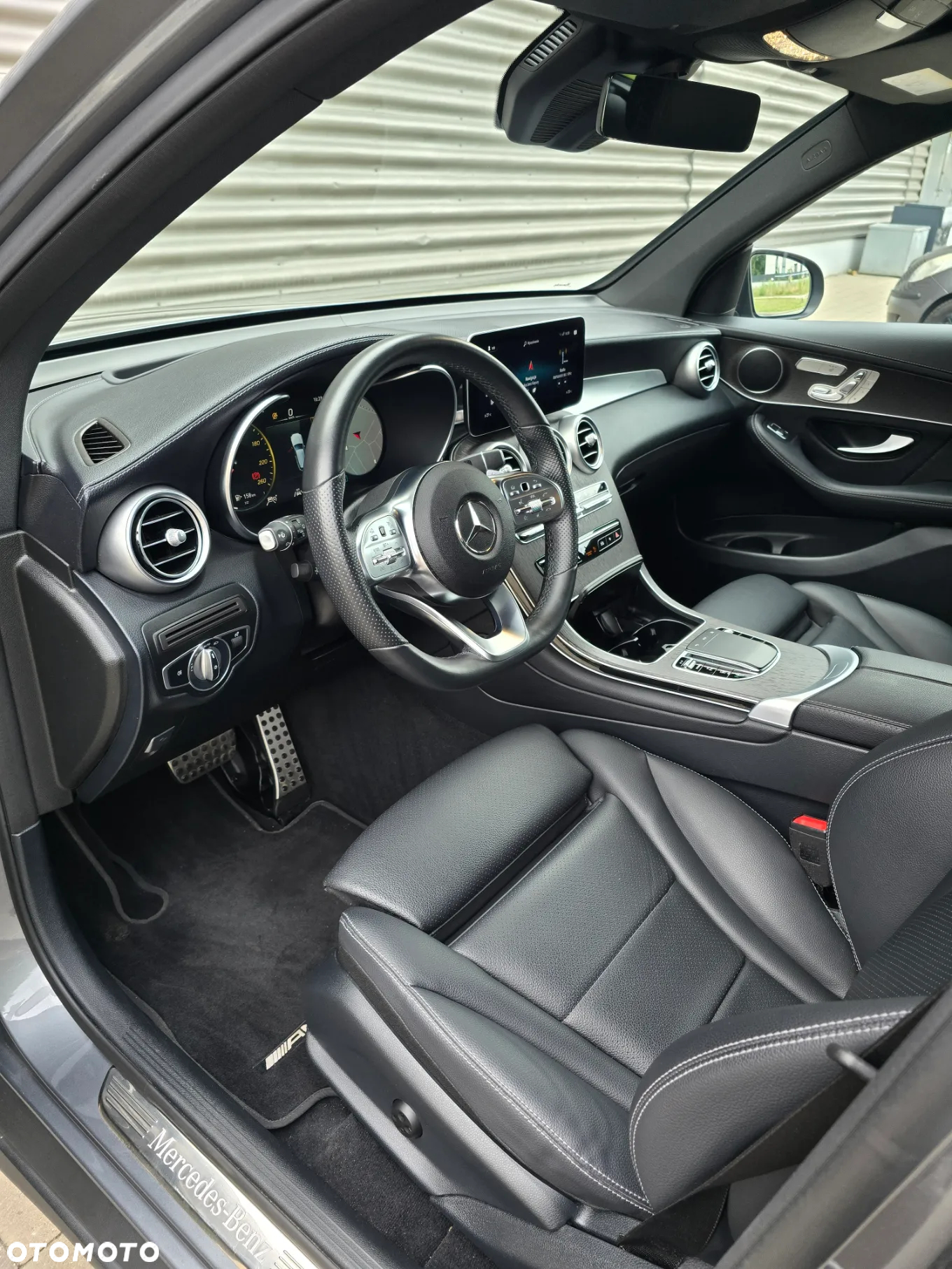 Mercedes-Benz GLC 300 d 4Matic 9G-TRONIC AMG Line - 10