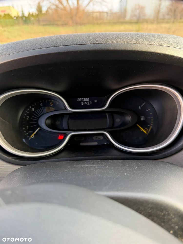 Renault TRAFIC 3 - 10