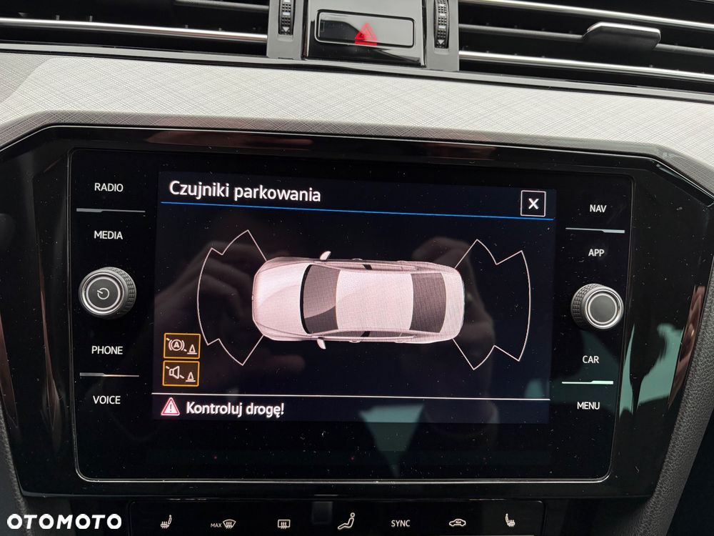 Volkswagen Passat 1.5 TSI EVO Business DSG - 27