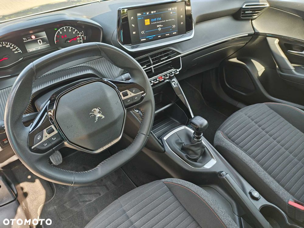 Peugeot 2008 PureTech 100 Active - 13