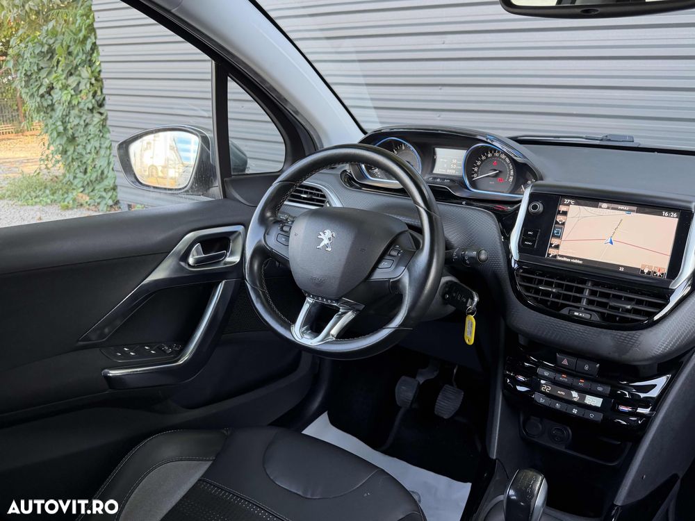 Peugeot 2008 PureTech 110 Stop&Start Allure - 9
