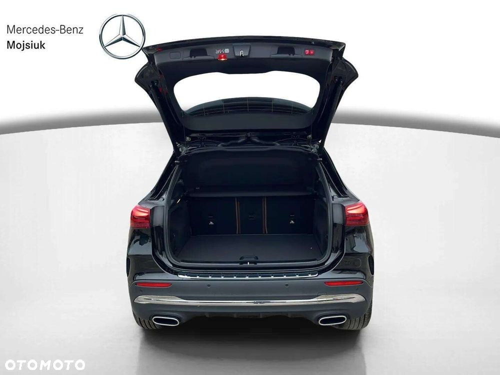 Mercedes-Benz GLA 200 AMG Line - 23