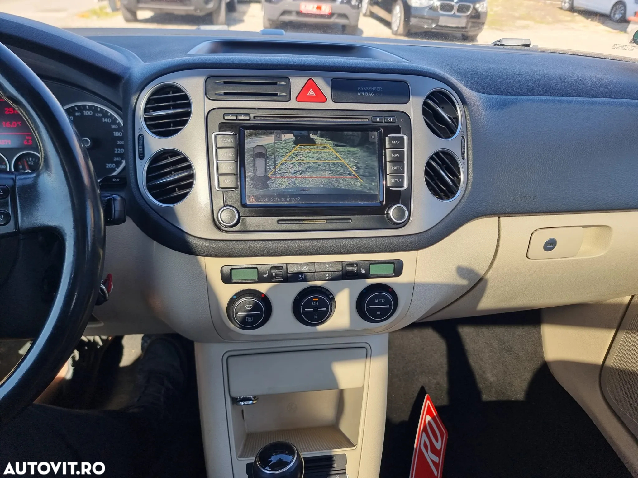 Volkswagen Tiguan 2.0 TDI DPF 4Motion Track&Field - 11