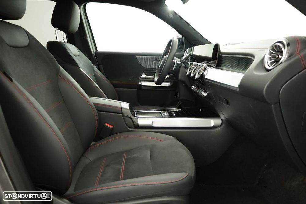 Mercedes-Benz EQB 250+ AMG Line - 22