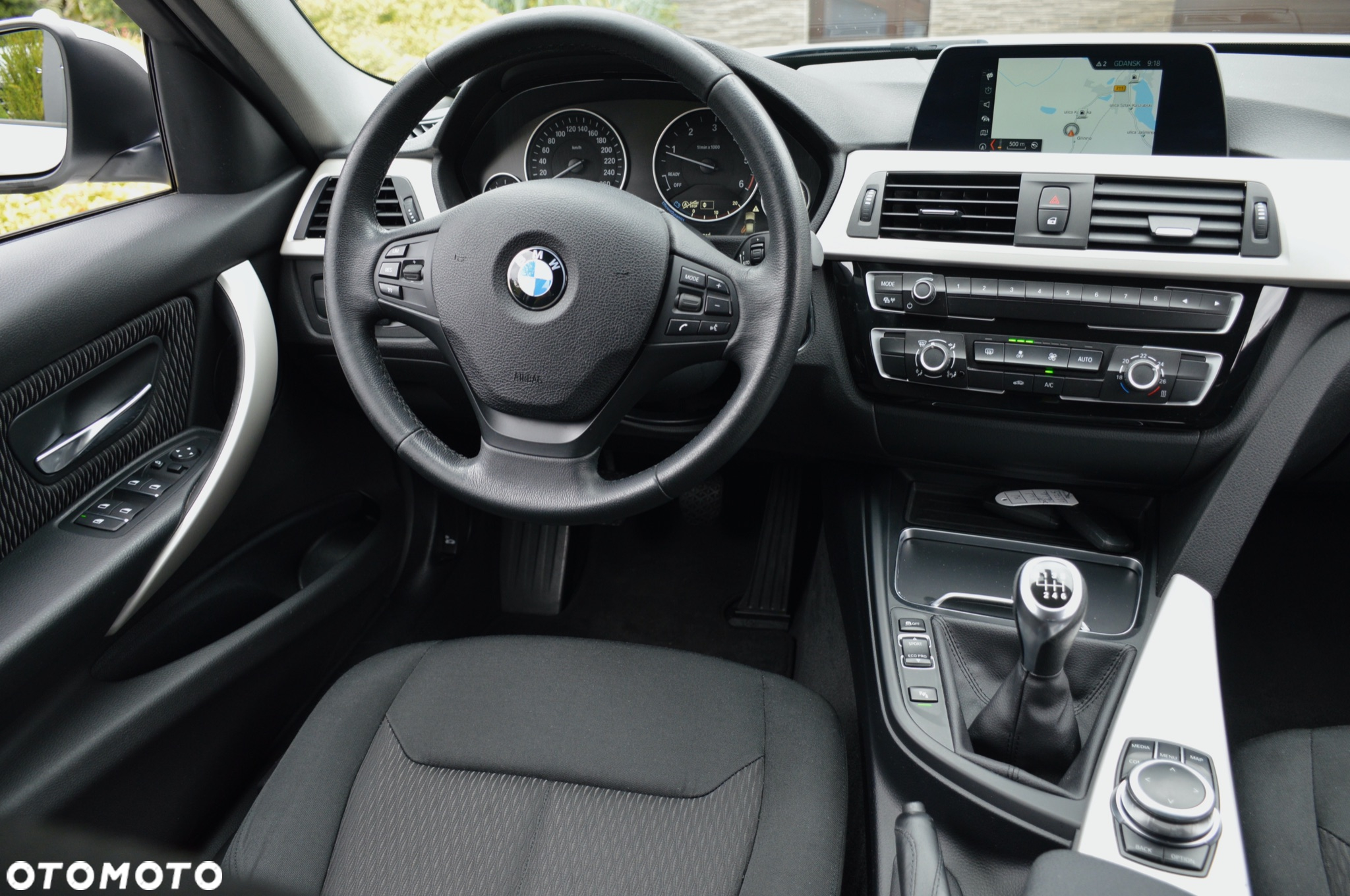 BMW Seria 3 316d Sport Line - 24